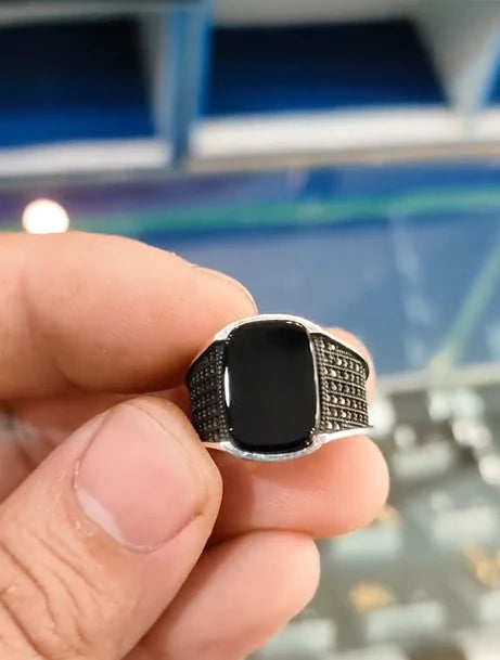 The Black Megnus Ring