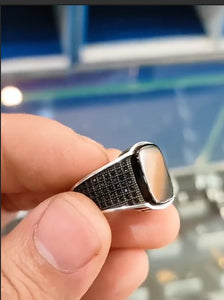 The Black Megnus Ring